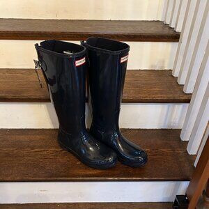 Womens navy tall Hunter boots size 8